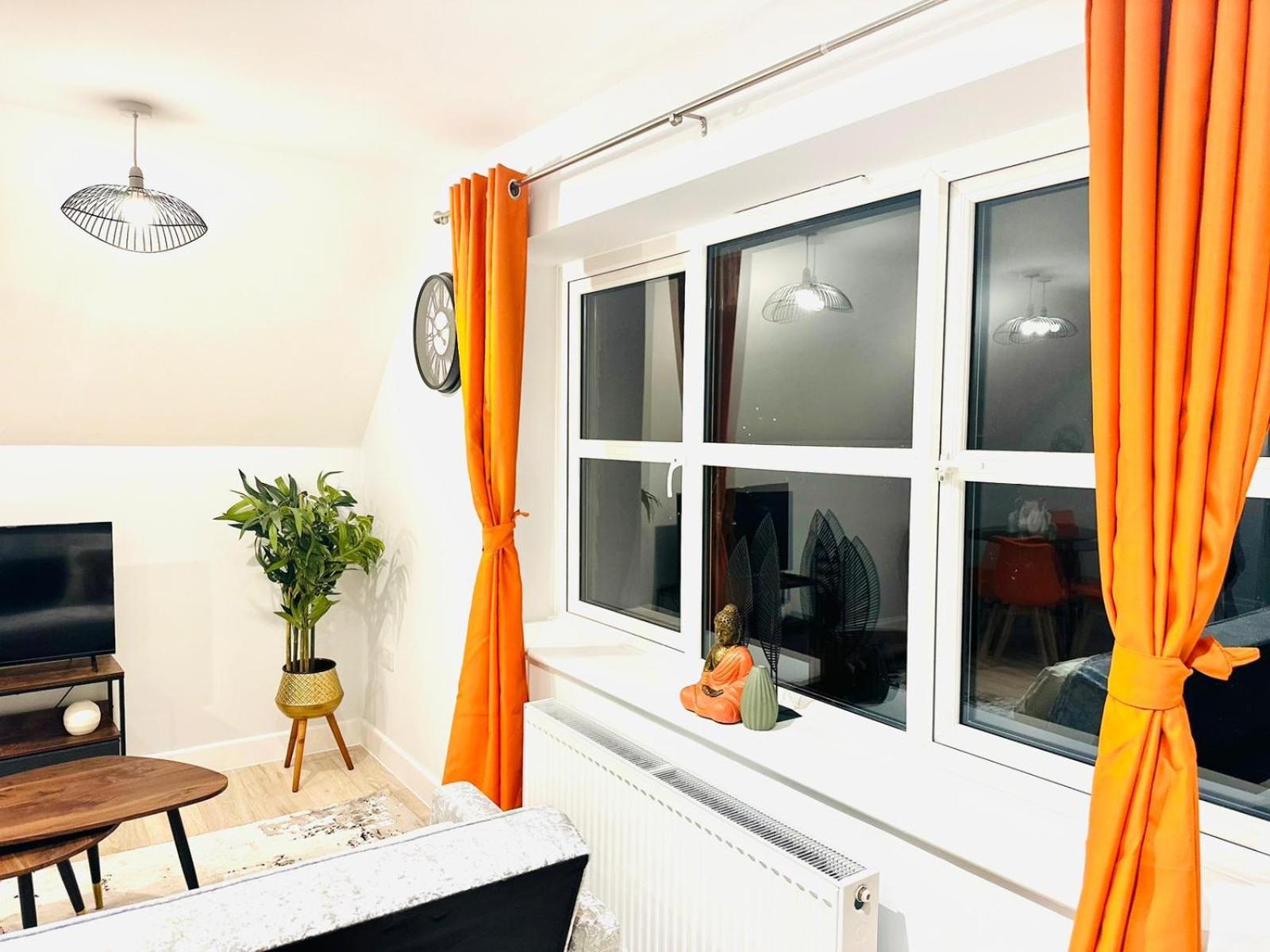 Dover Luxury Apartments, Near Ferry 외부 사진