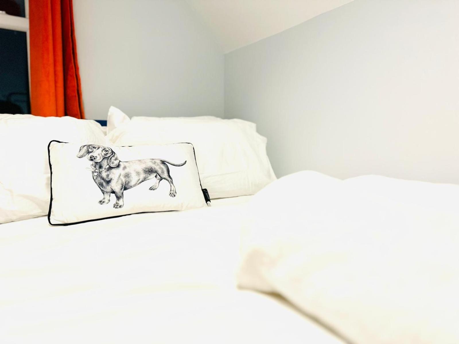 Dover Luxury Apartments, Near Ferry 외부 사진